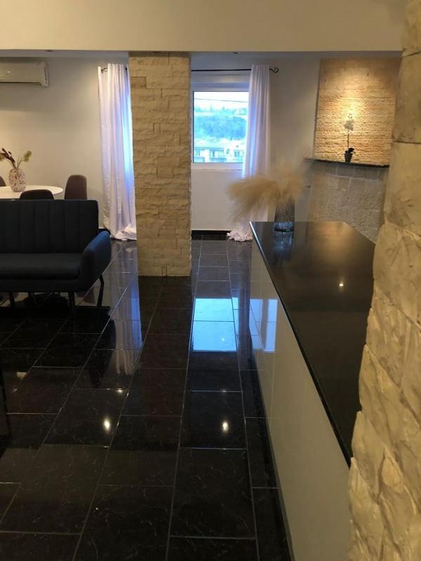 Luxury Apartments Christos Гоувия Экстерьер фото