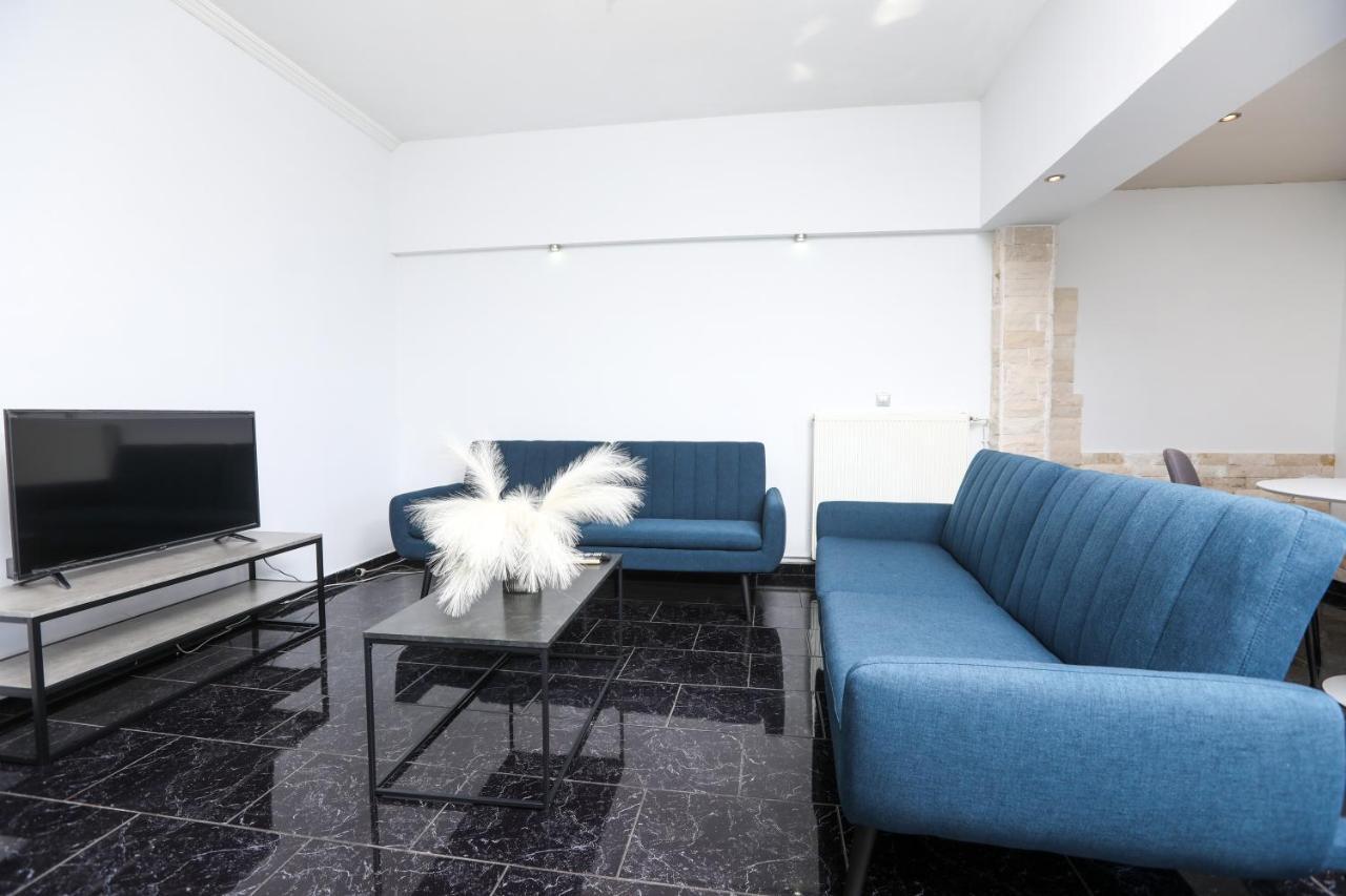 Luxury Apartments Christos Гоувия Экстерьер фото