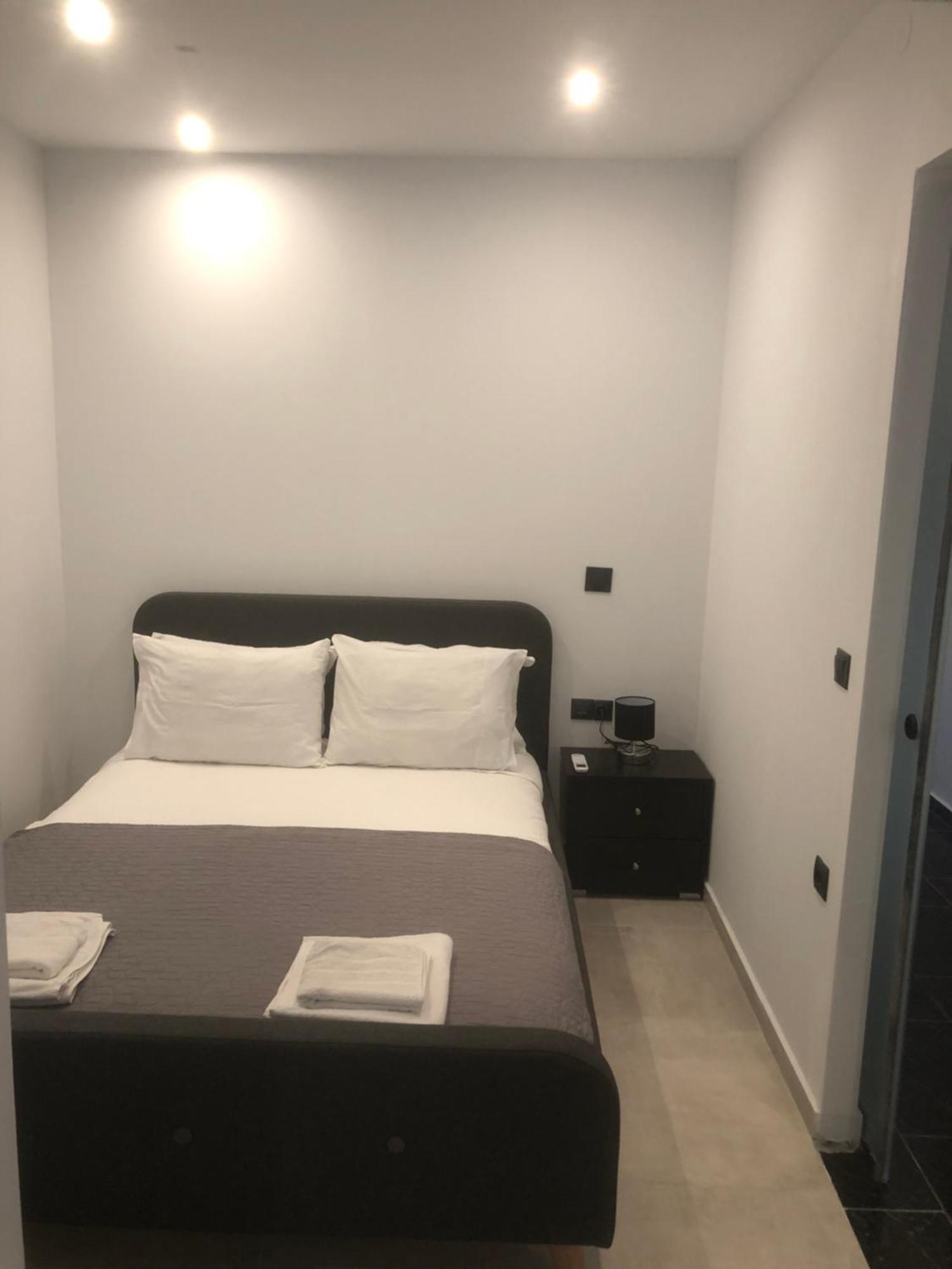 Luxury Apartments Christos Гоувия Экстерьер фото